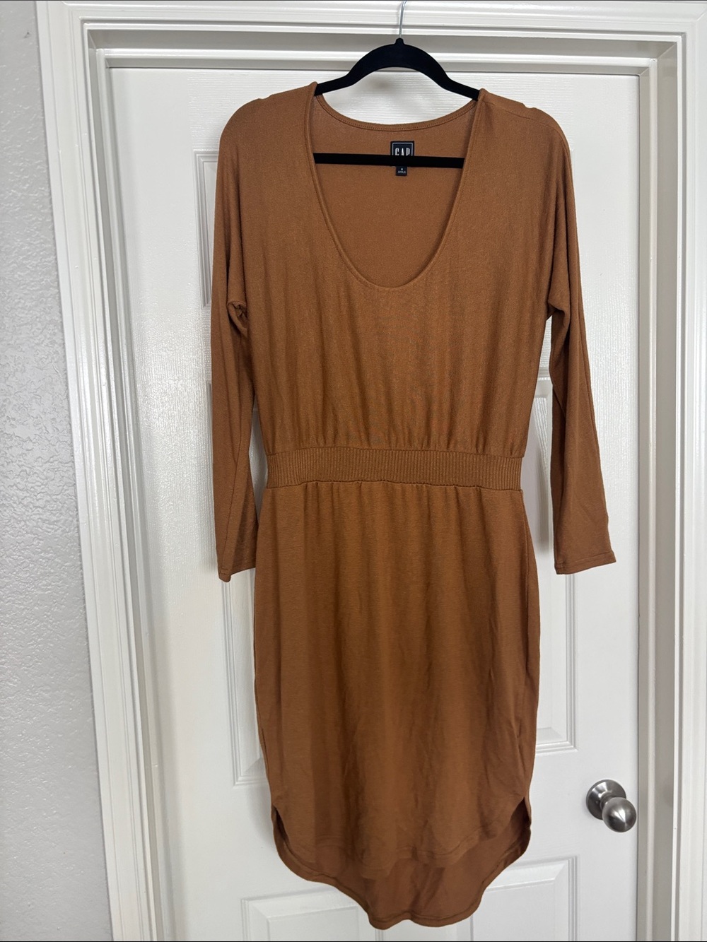 Gap brown dress Size small cinch waist long sleeve